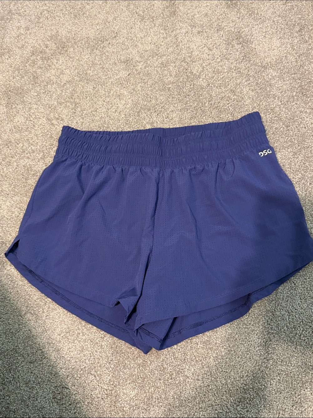 DSG Athletic shorts sz M